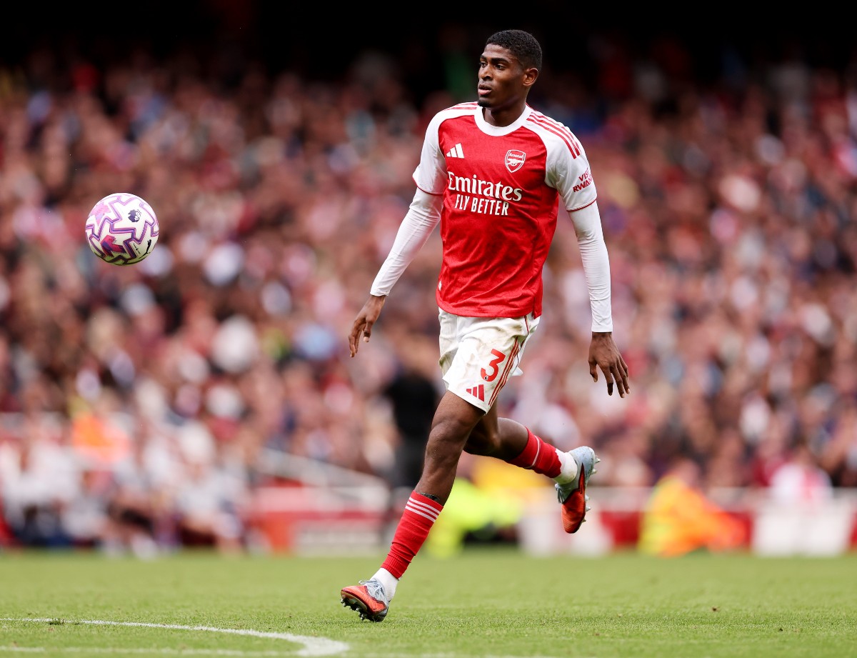Cristhian Mosquera in action for Arsenal