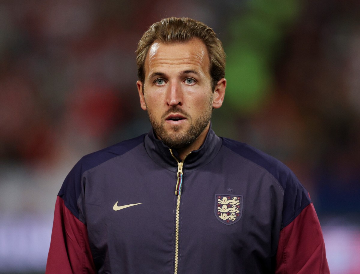 Harry Kane lining up for the England national team