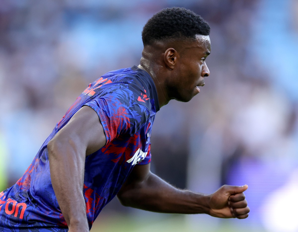 Marc Guehi warming up for Crystal Palace