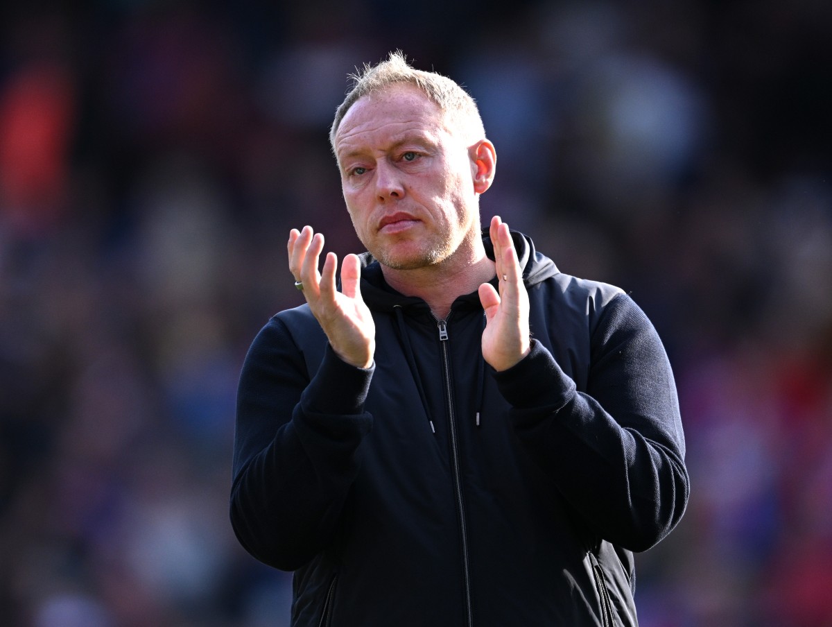 Steve Cooper applauds the Leicester City fans
