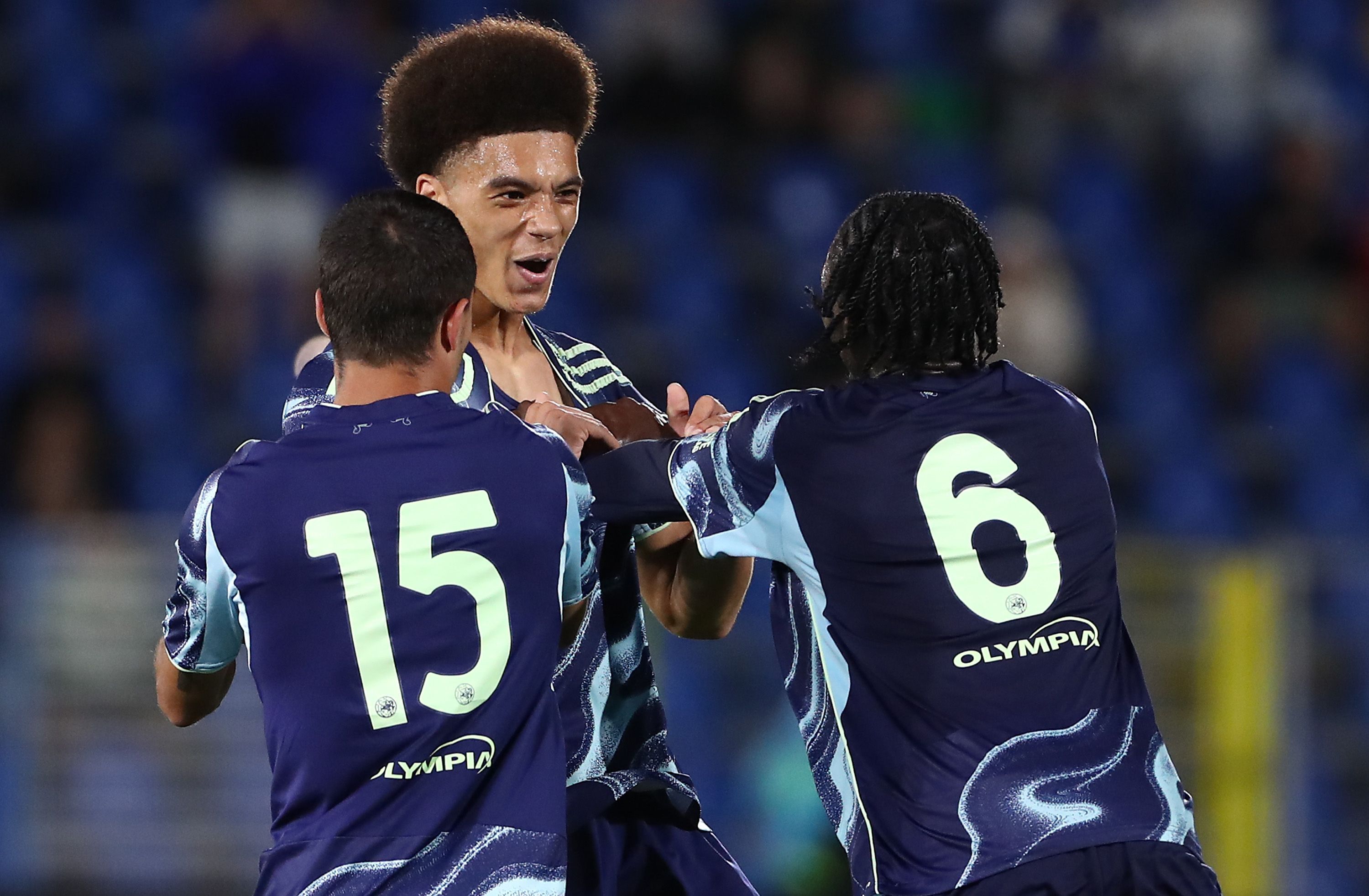 Aaron Bouwman d'Ajax celebrates his goal with his teammates