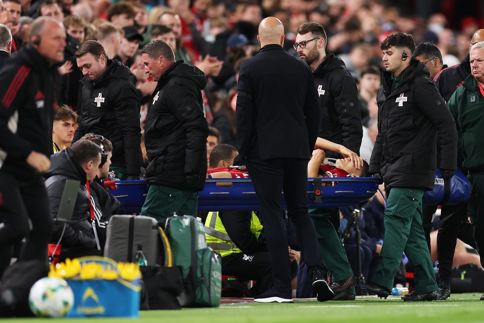 Giovanni Leoni stretchered off