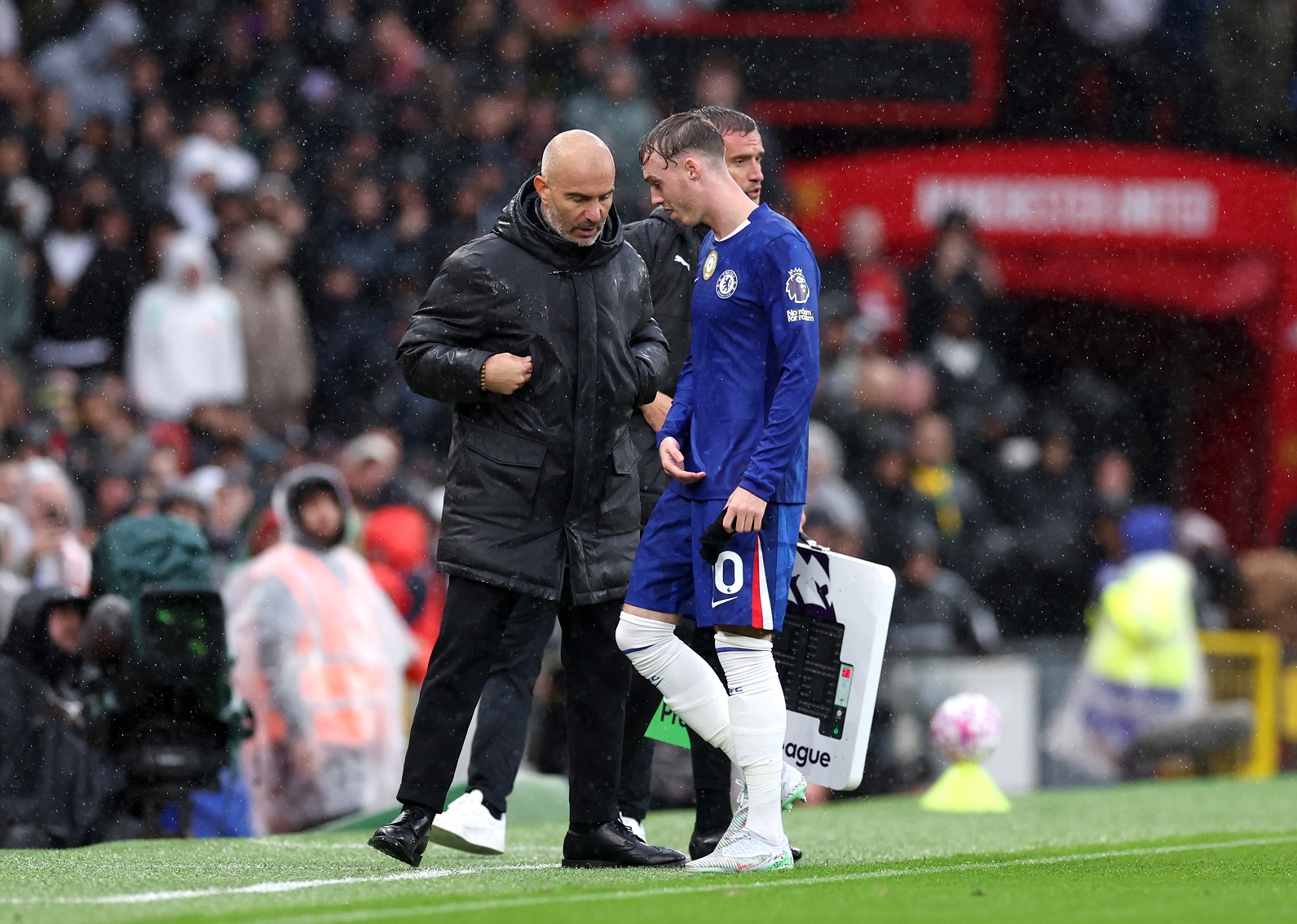 Enzo Marisca, Chelsea director, Cole Palmer 