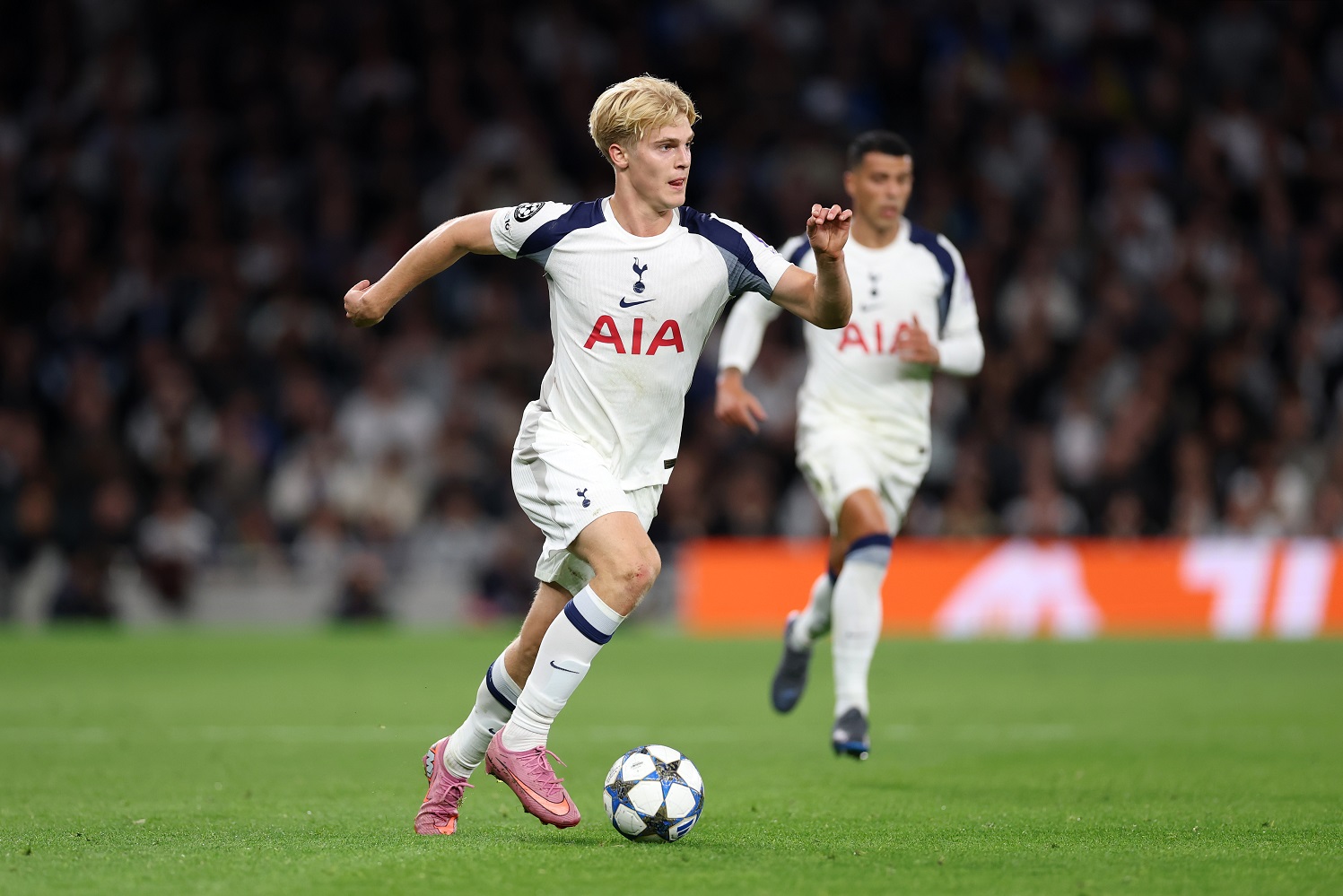 Lucas Bergval from Tottenham 
