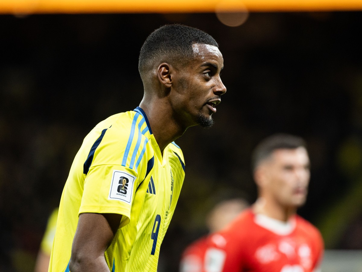 Alexander Isak in action for Sweden