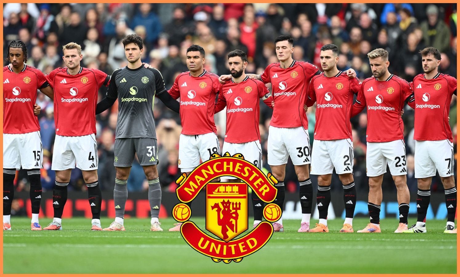 Manchester United players line up before the Sunderland match
