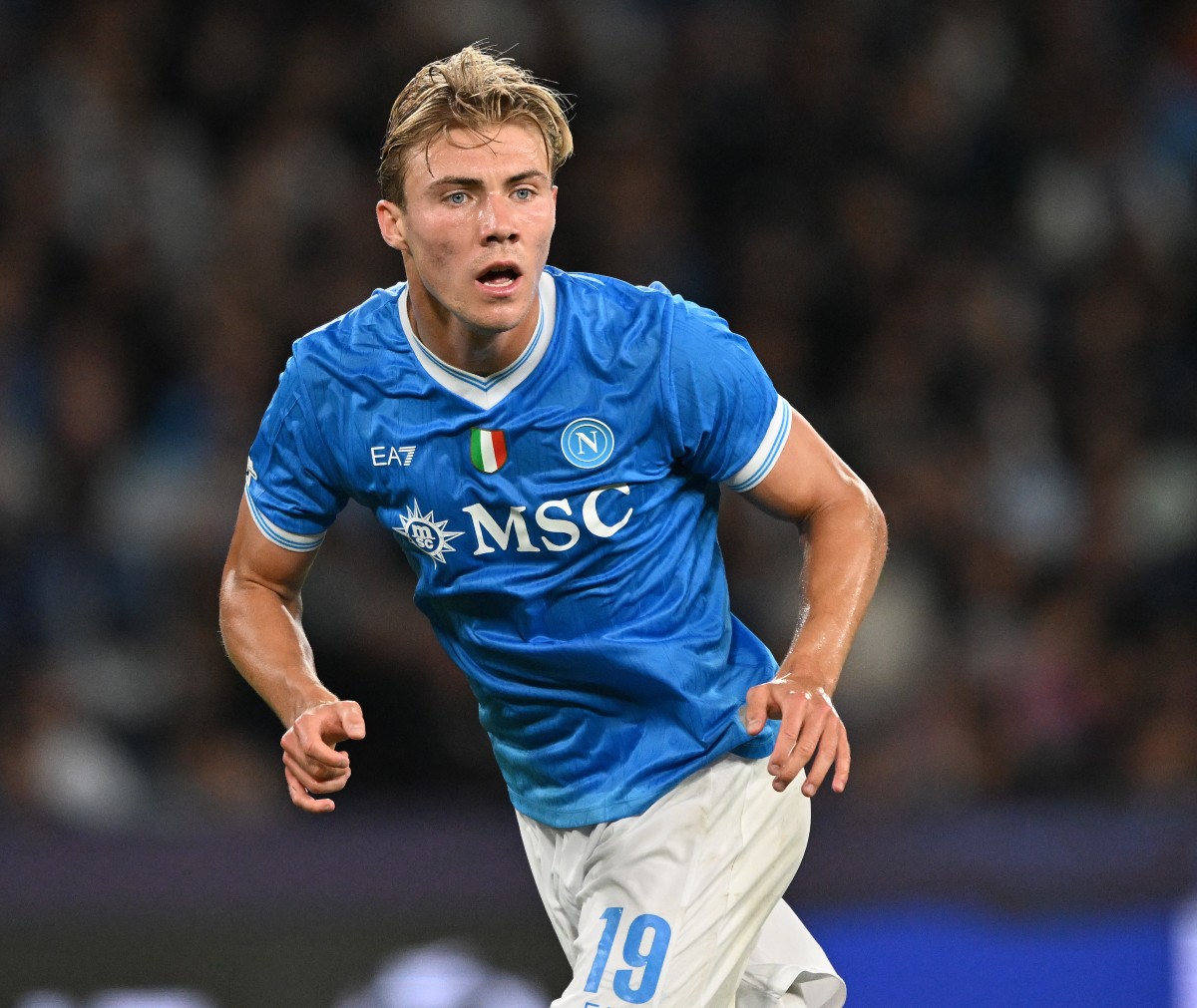 Rasmus Hojlund in action for Napoli