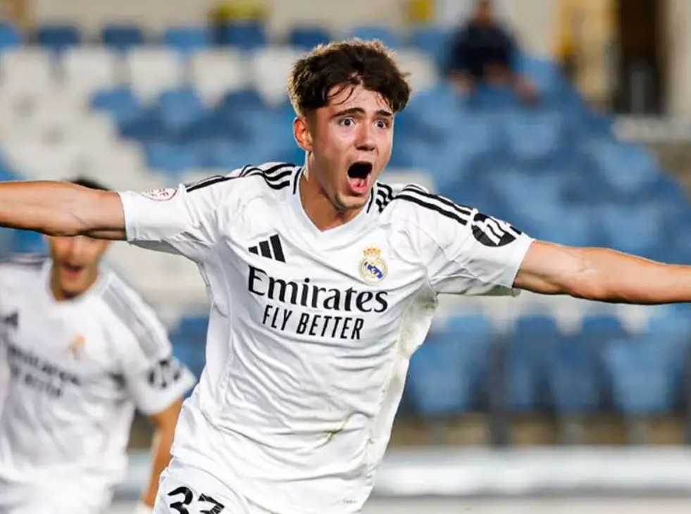 Victor Valdipinas celebrates Real Madrid at the youth level
