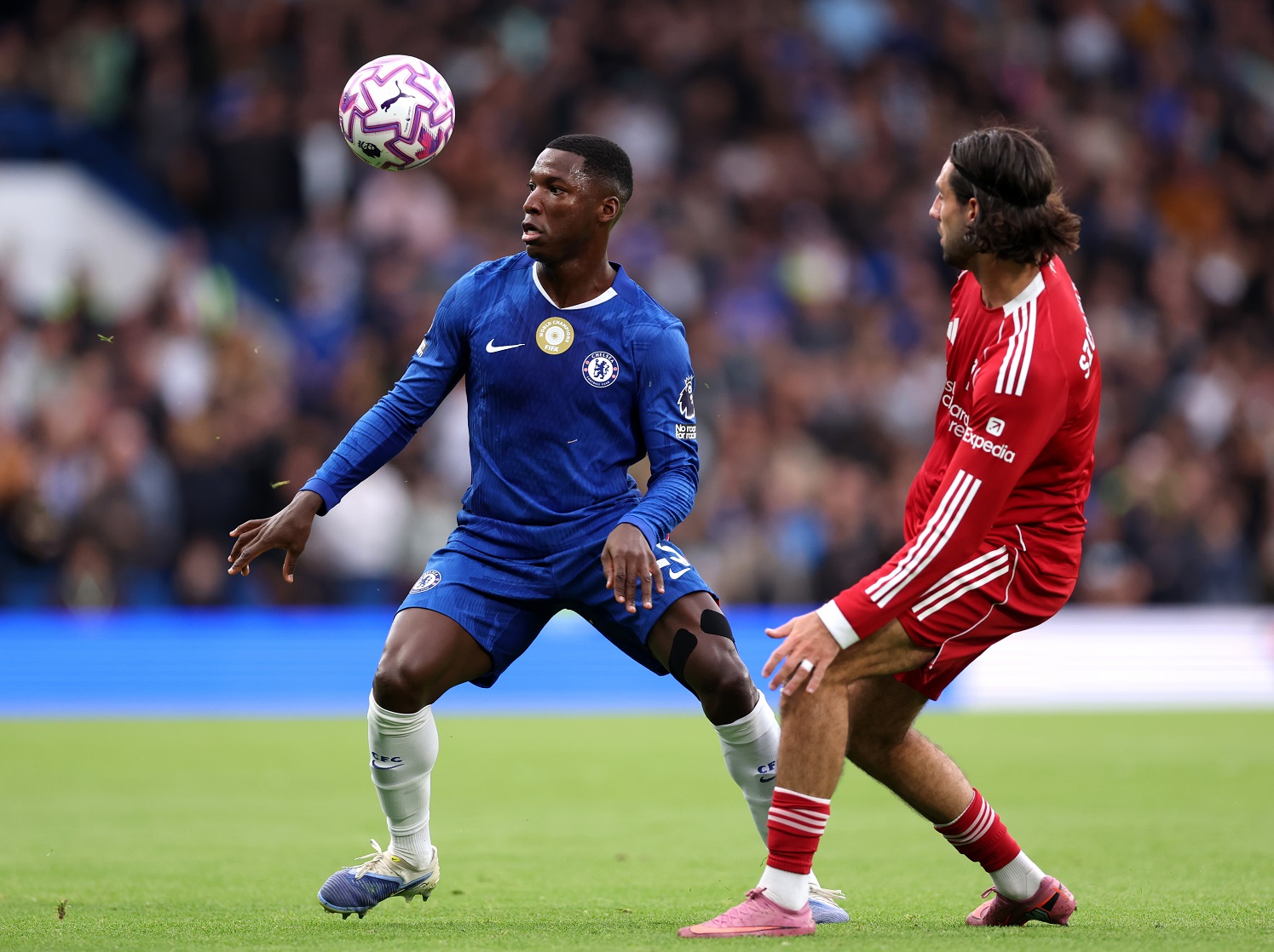 Mohamed Caustero of Chelsea control the ball 
