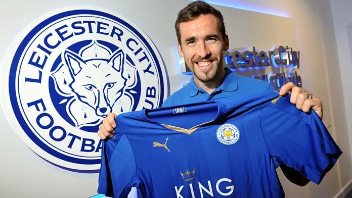 Informe: ex estrella del Leicester City vinculada con un puesto directivo de la Liga Dos