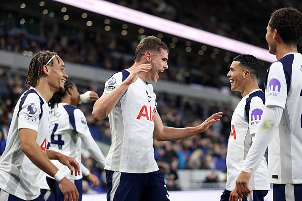 “Can’t keep up” – Journalist brutally slams Tottenham star after struggles under Thomas Frank