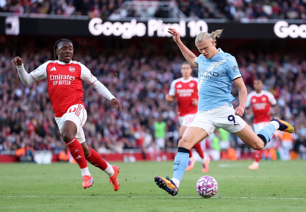 Erling Haaland in action for Man City against Arsenal