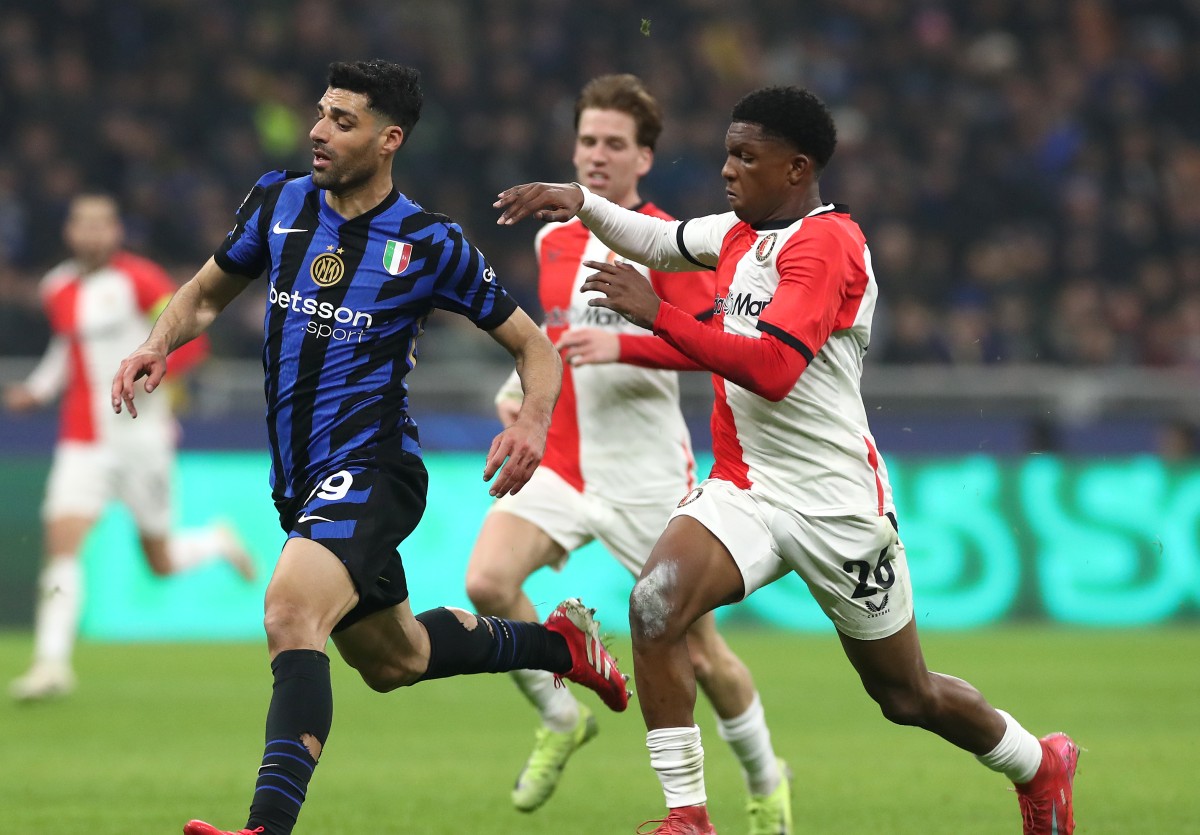 Givairo Read in action for Feyenoord against Inter Milan