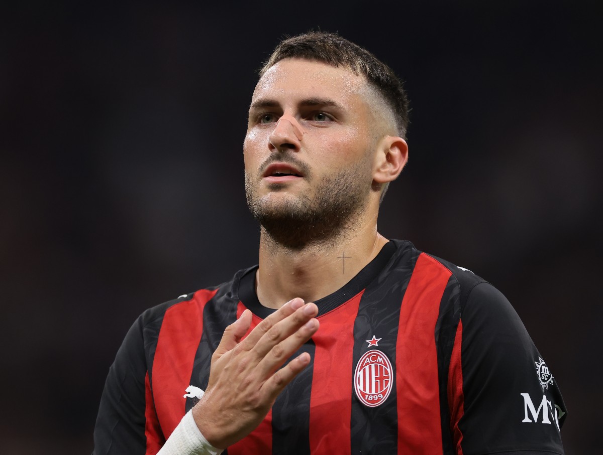 Santiago Gimenez celebrates a goal for AC Milan