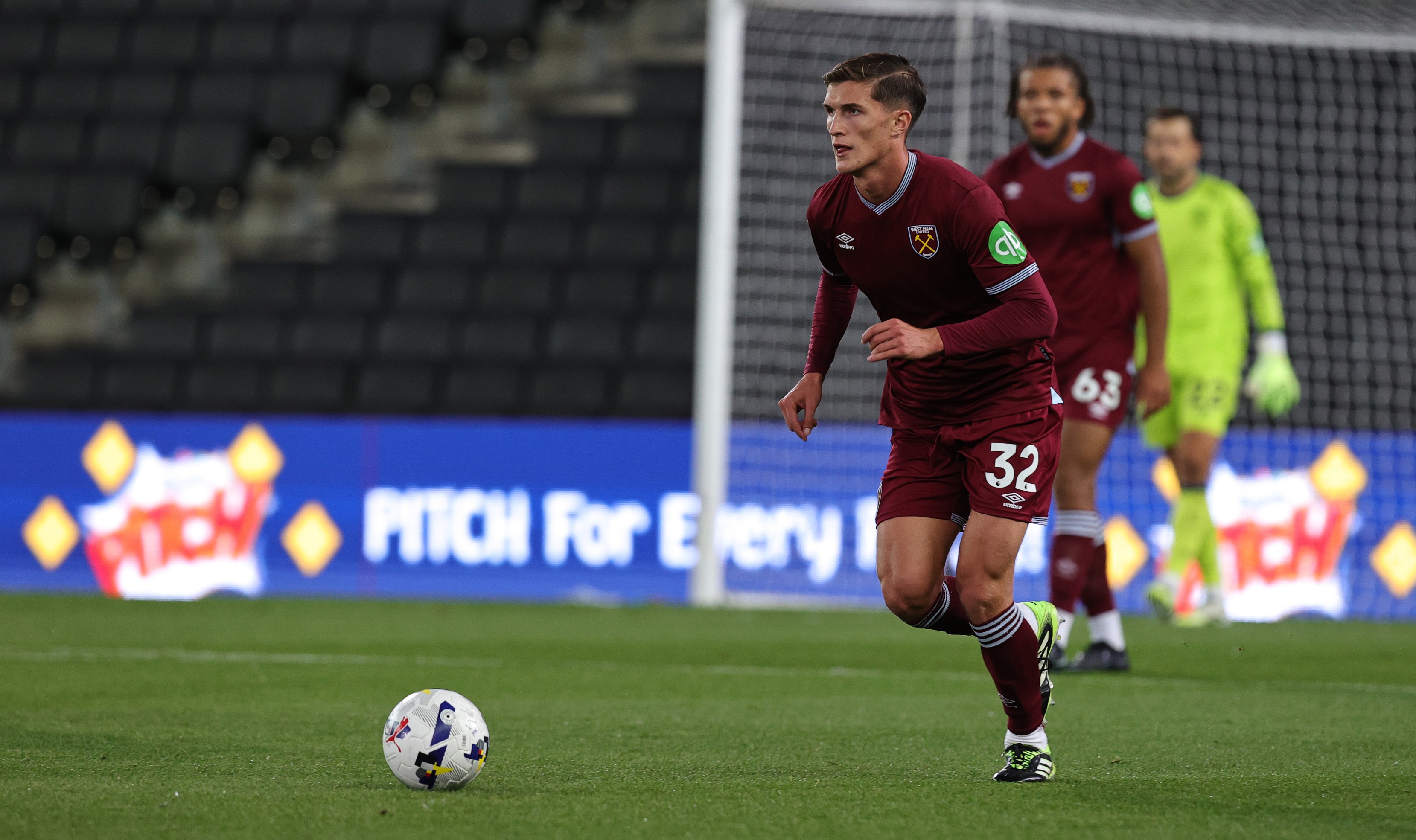 Freddie Potts of West Ham United U21 in action