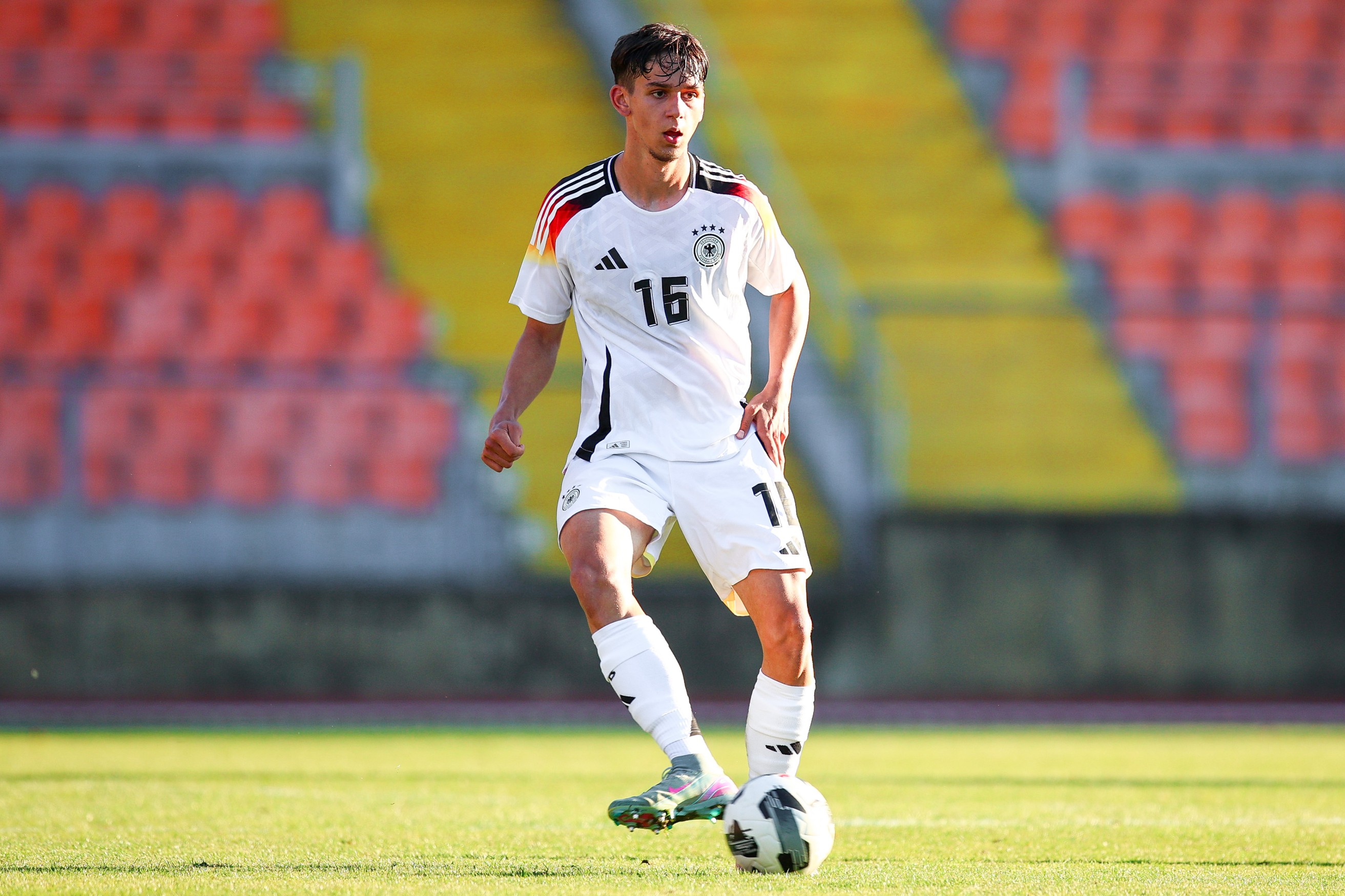 Cajetan Lenz in action