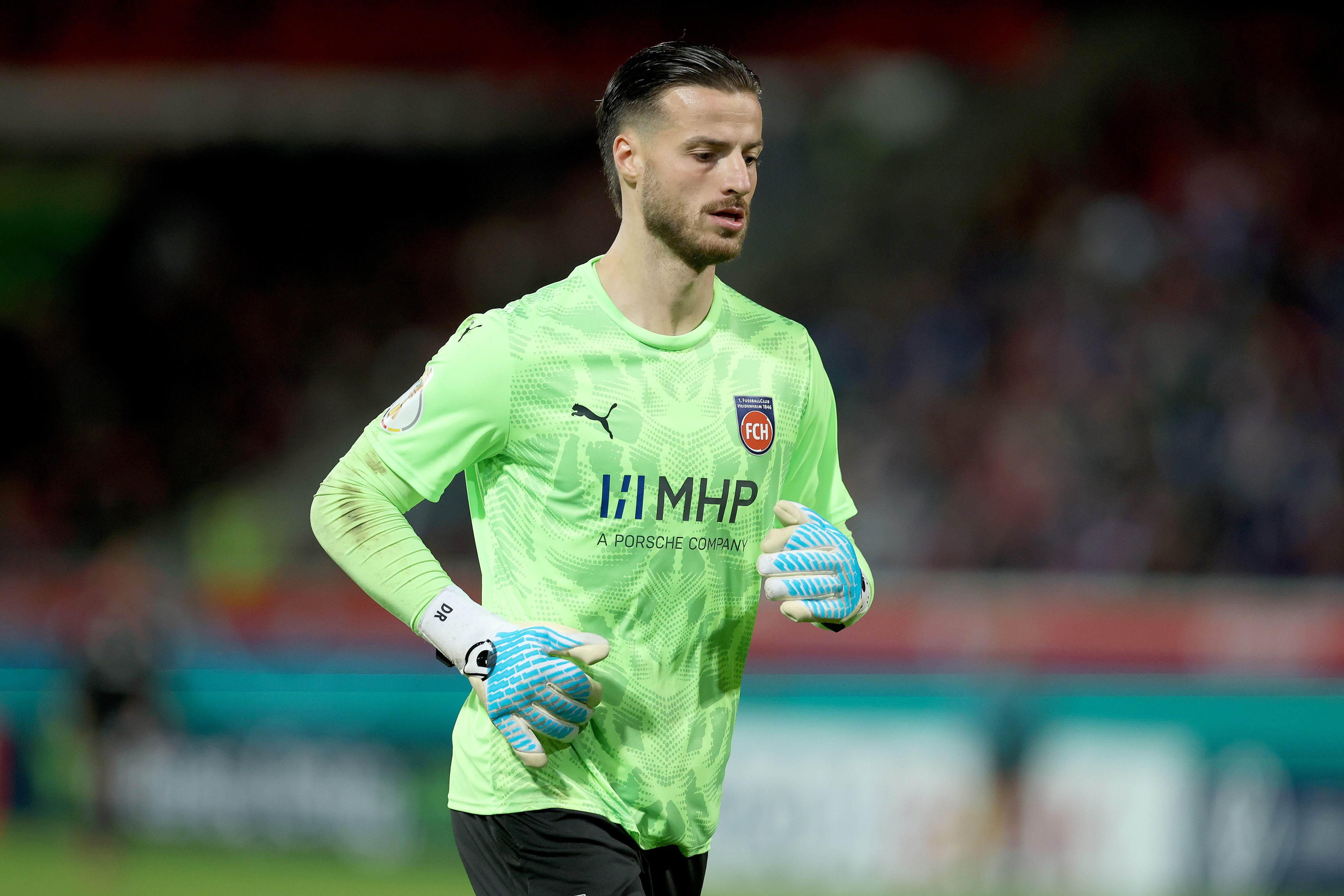 Diant Ramaj of Hoffenheim looks on