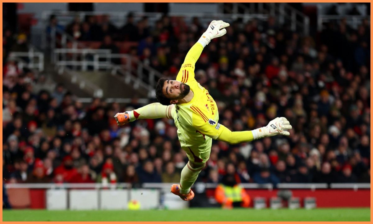 Arsenal's David Raya praised for unbelievable save vs Brighton
