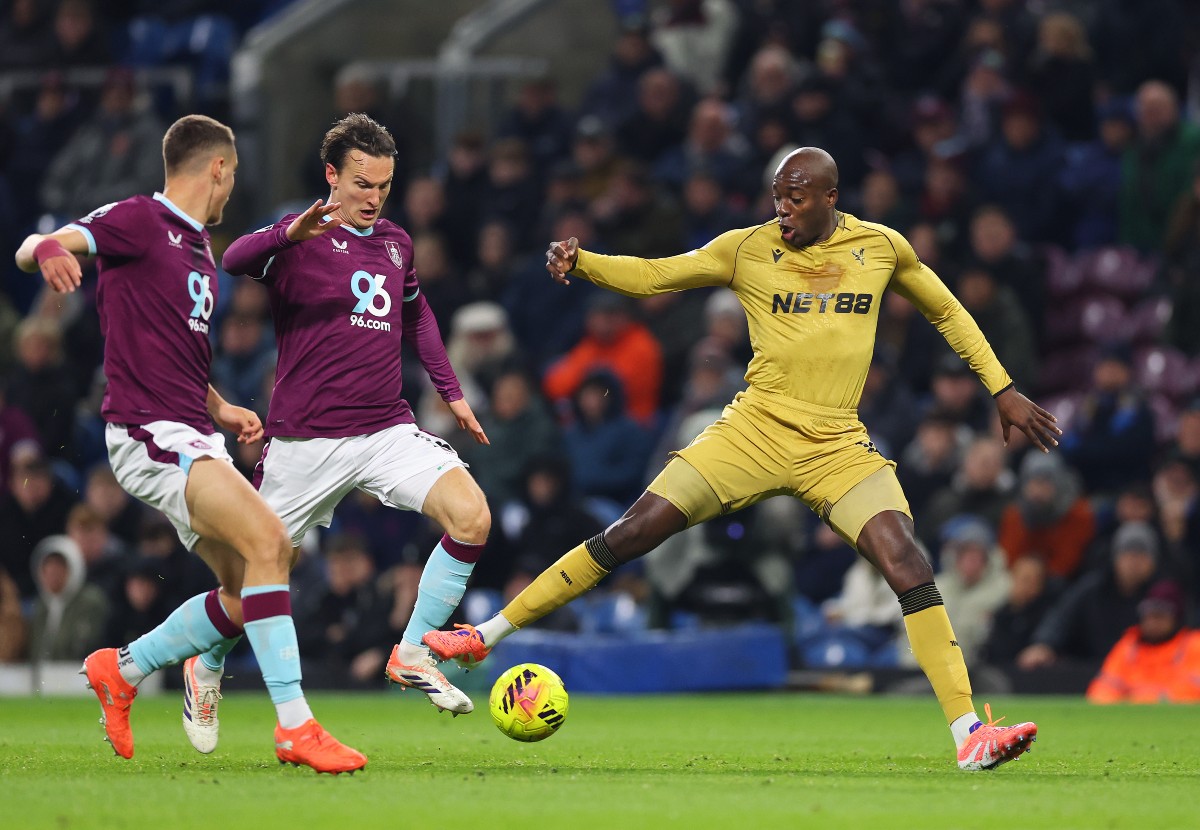 Jean-Philippe Mateta in action for Crystal Palace against Burnley