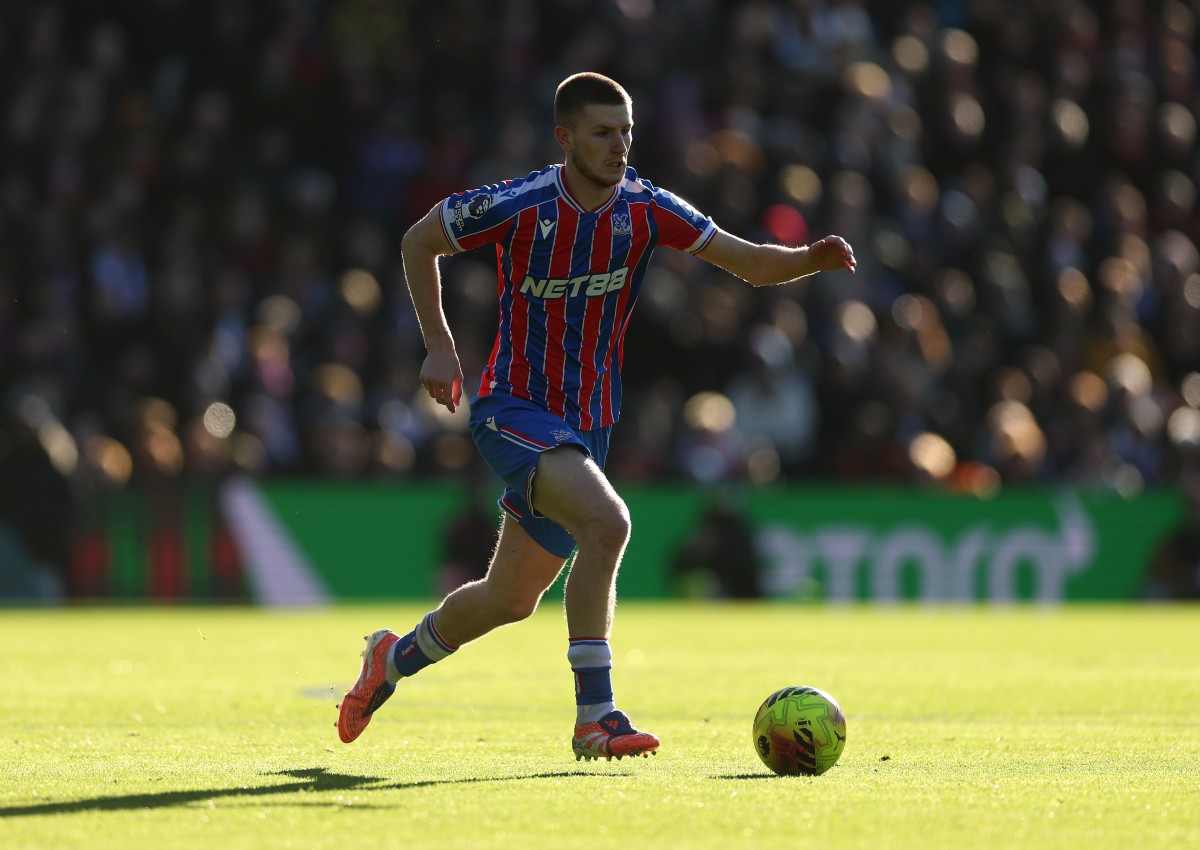 Adam Wharton in action for Crystal Palace against Manchester United