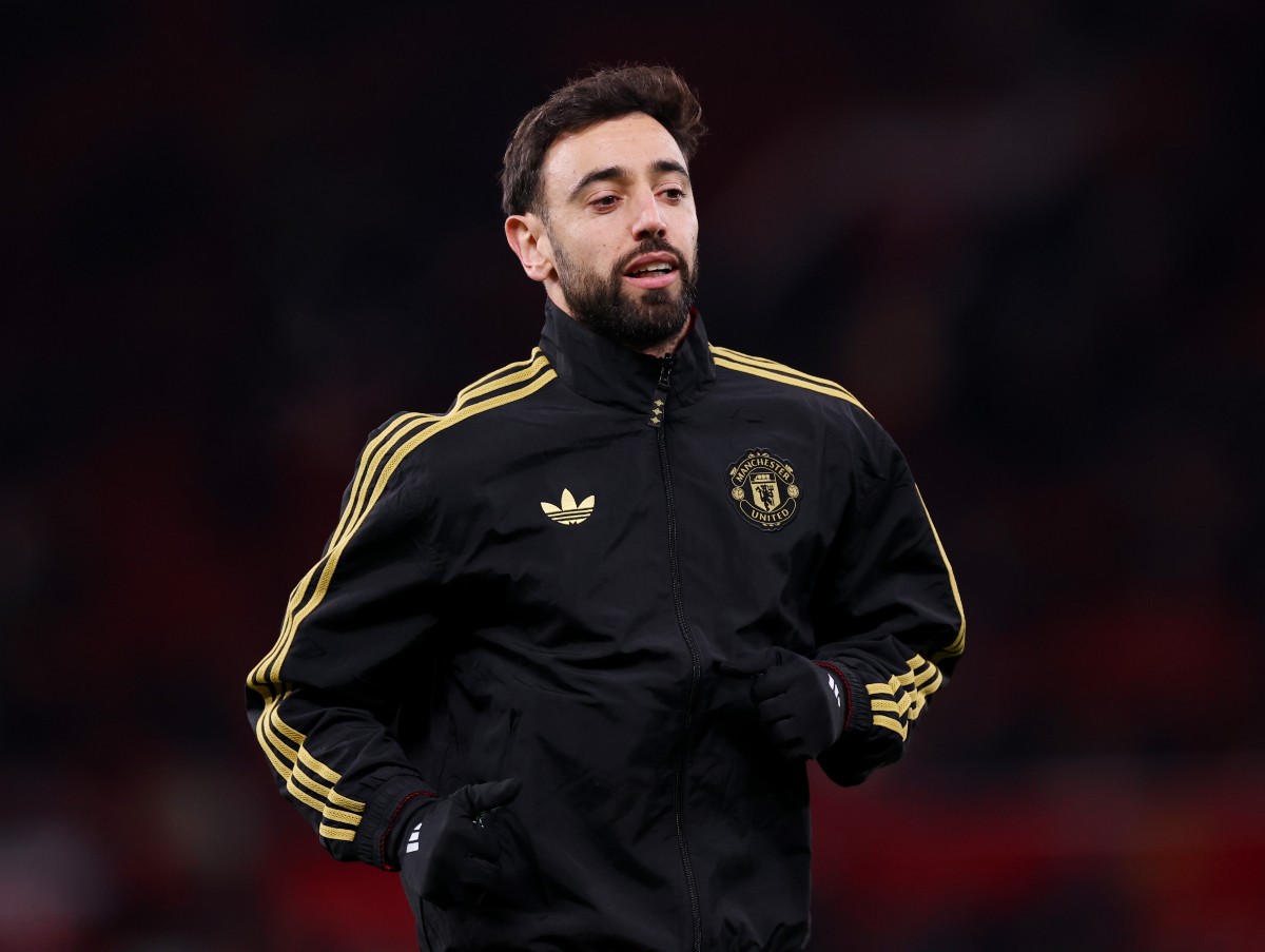 Bruno Fernandes sa rozcvičuje za Manchester United