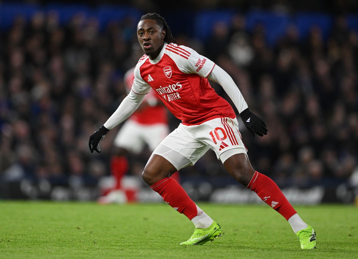 Eberechi Eze in action for Arsenal against Chelsea