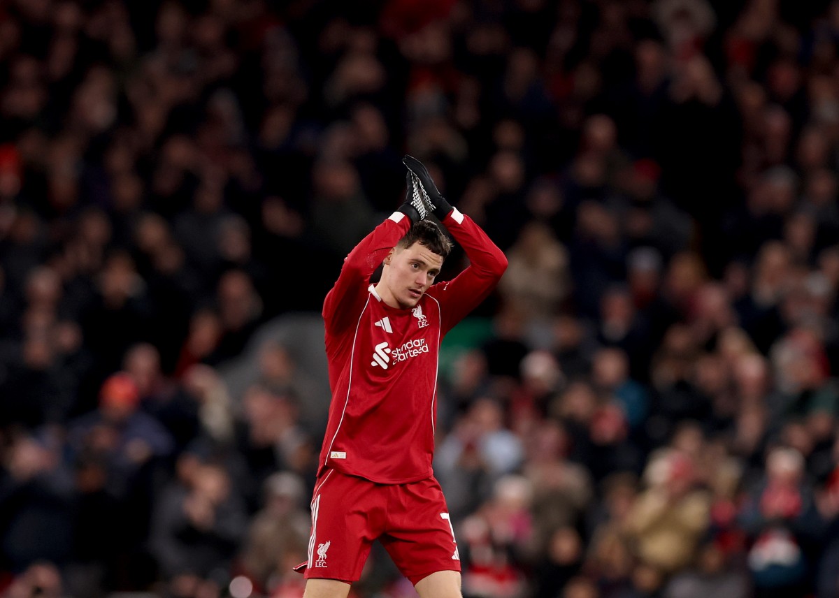 Florian Wirtz applauds Liverpool fans
