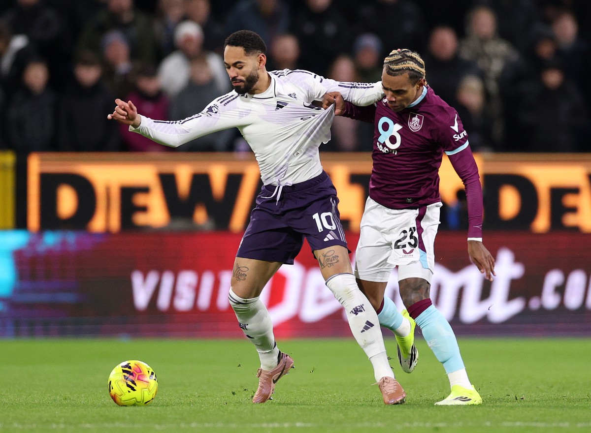 Matheus Cunha in action for Manchester United against Burnley