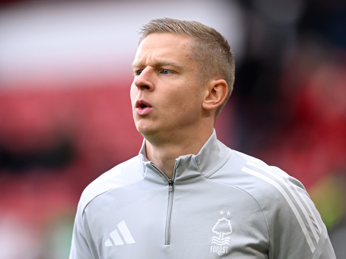 Oleksandr Zinchenko warming up for Nottingham Forest