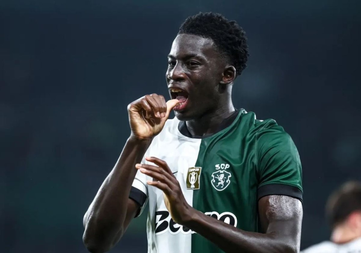 Salvador Blopa celebrates a goal for Sporting Lisbon