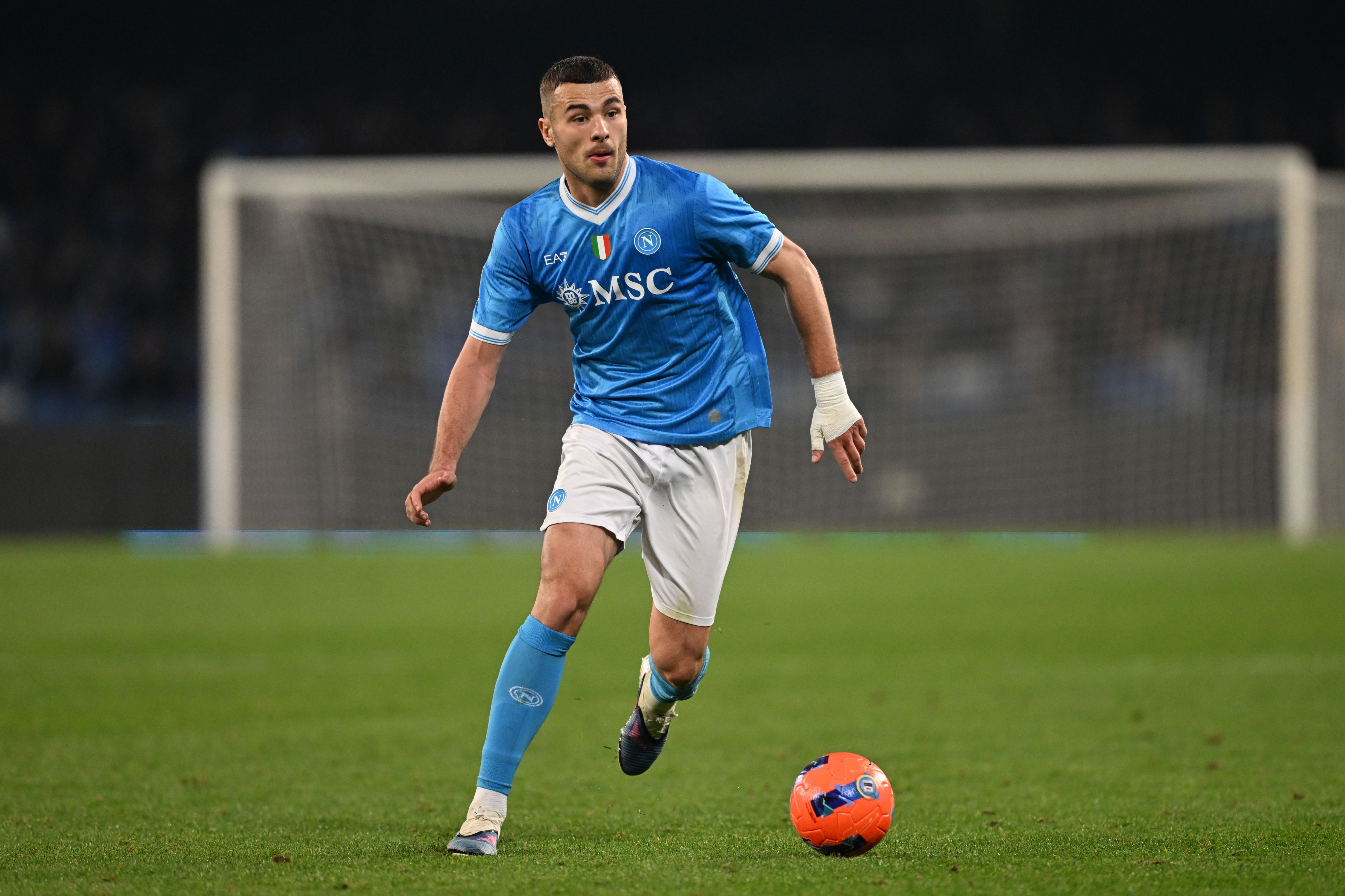 Alessandro Buongiorno of SSC Napoli in action