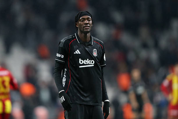 Tammy Abraham of Besiktas looks on during the Trendyol Super Lig match between Besiktas JK and Kayserispor at Tupras Stadium.