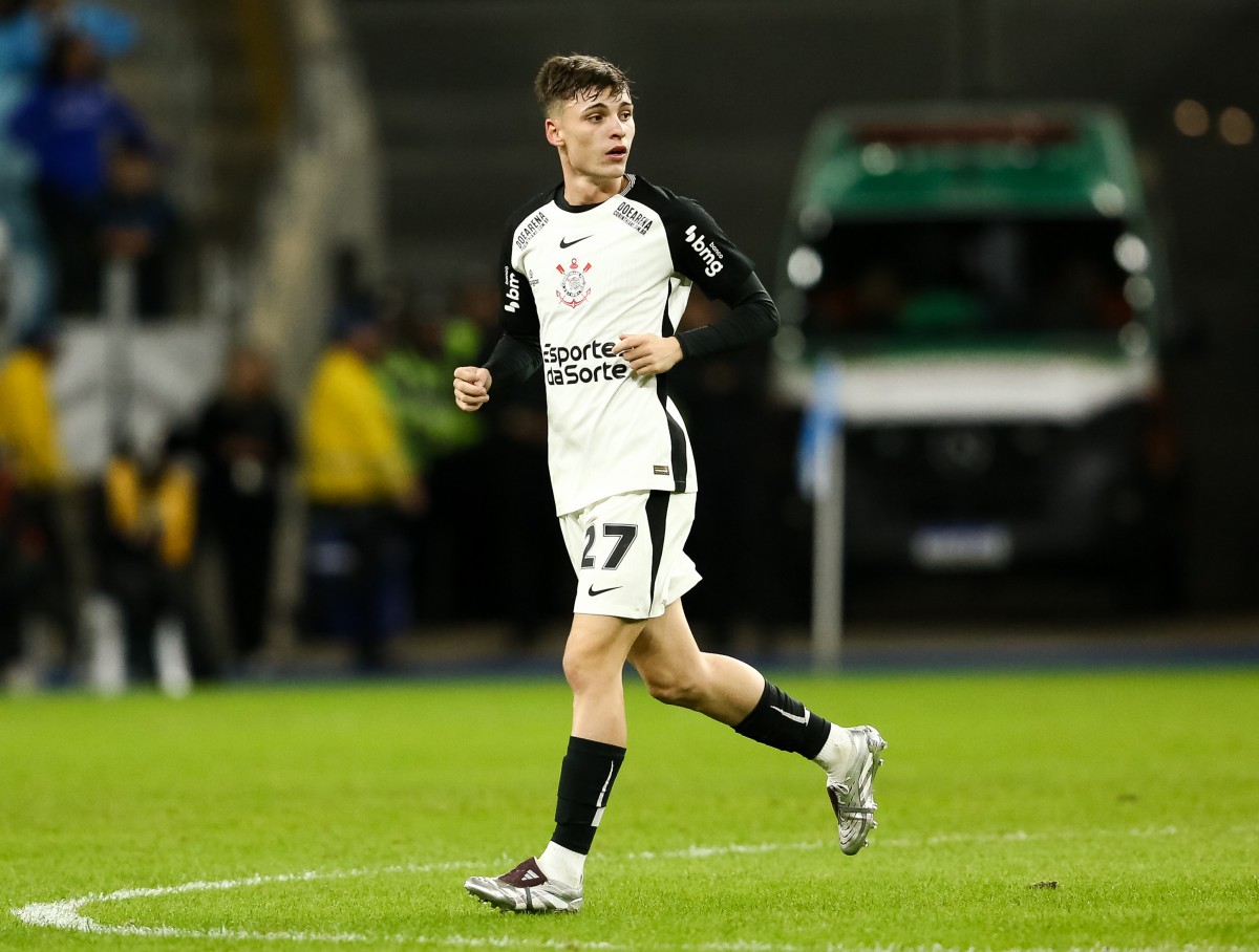 Breno Bidon em ação pelo Corinthians