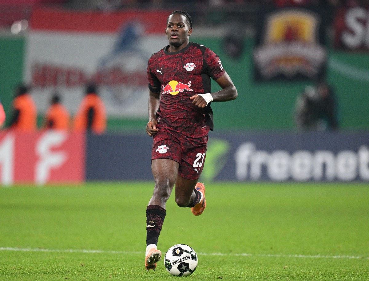 Castello Lukeba in action for RB Leipzig