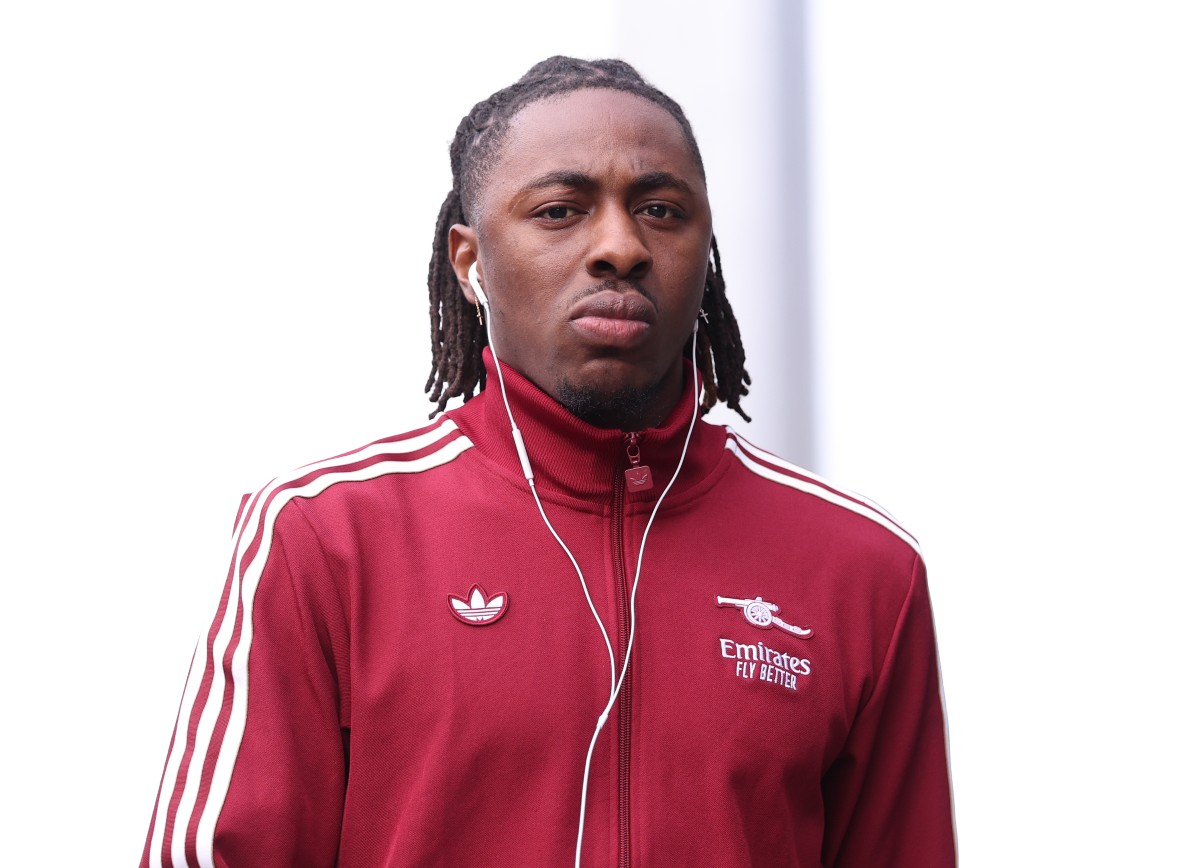Eberechi Eze arriving for an Arsenal game