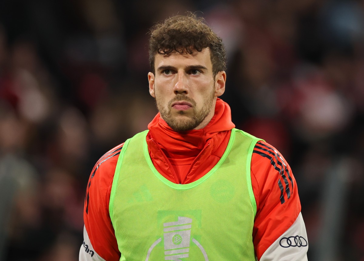 Leon Goretzka warming up for Bayern Munich