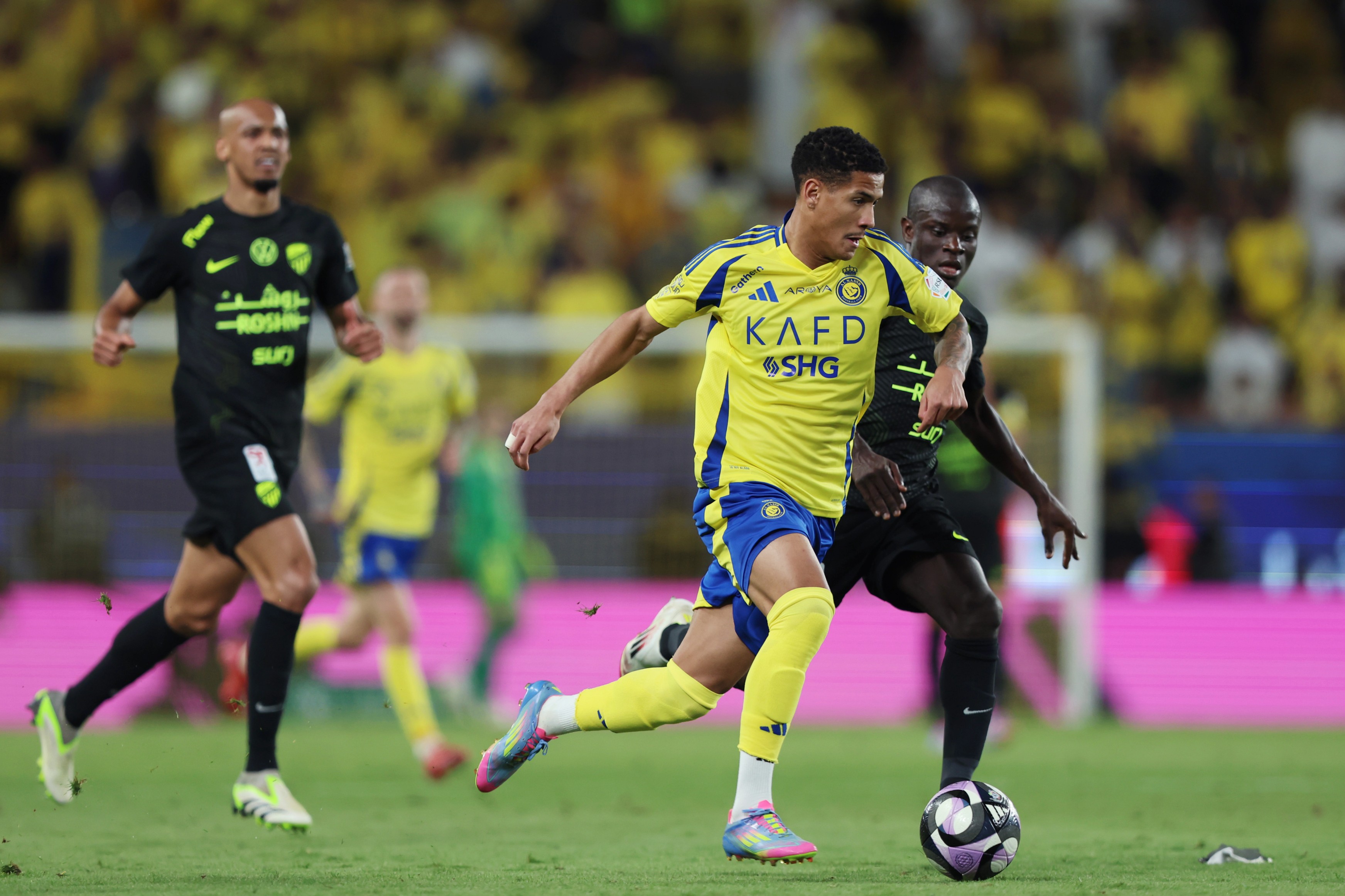 tottenham-failed-with-late-move-for-angelo-gabriel-in-january