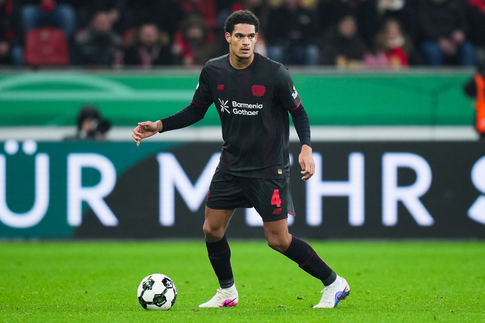 Jarell Quansah of Bayer 04 Leverkusen