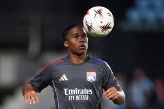 Endrick warming up for Lyon