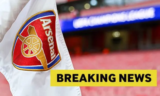 Arsenal flag with breaking news overlay