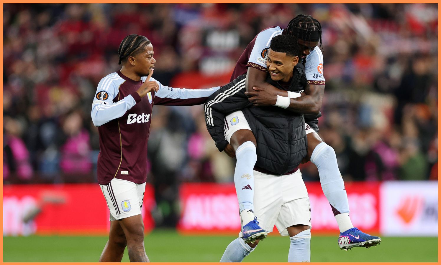 Jogadores do Aston Villa comemoram