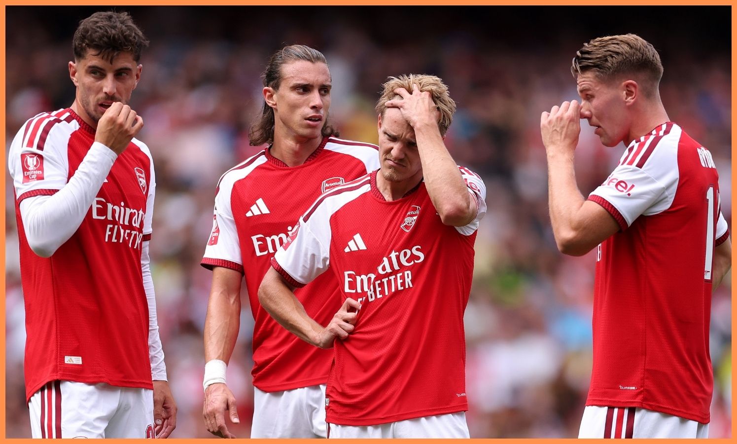 La reazione dei giocatori dell'Arsenal durante la sconfitta amichevole pre-campionato contro il Borussia Dortmund