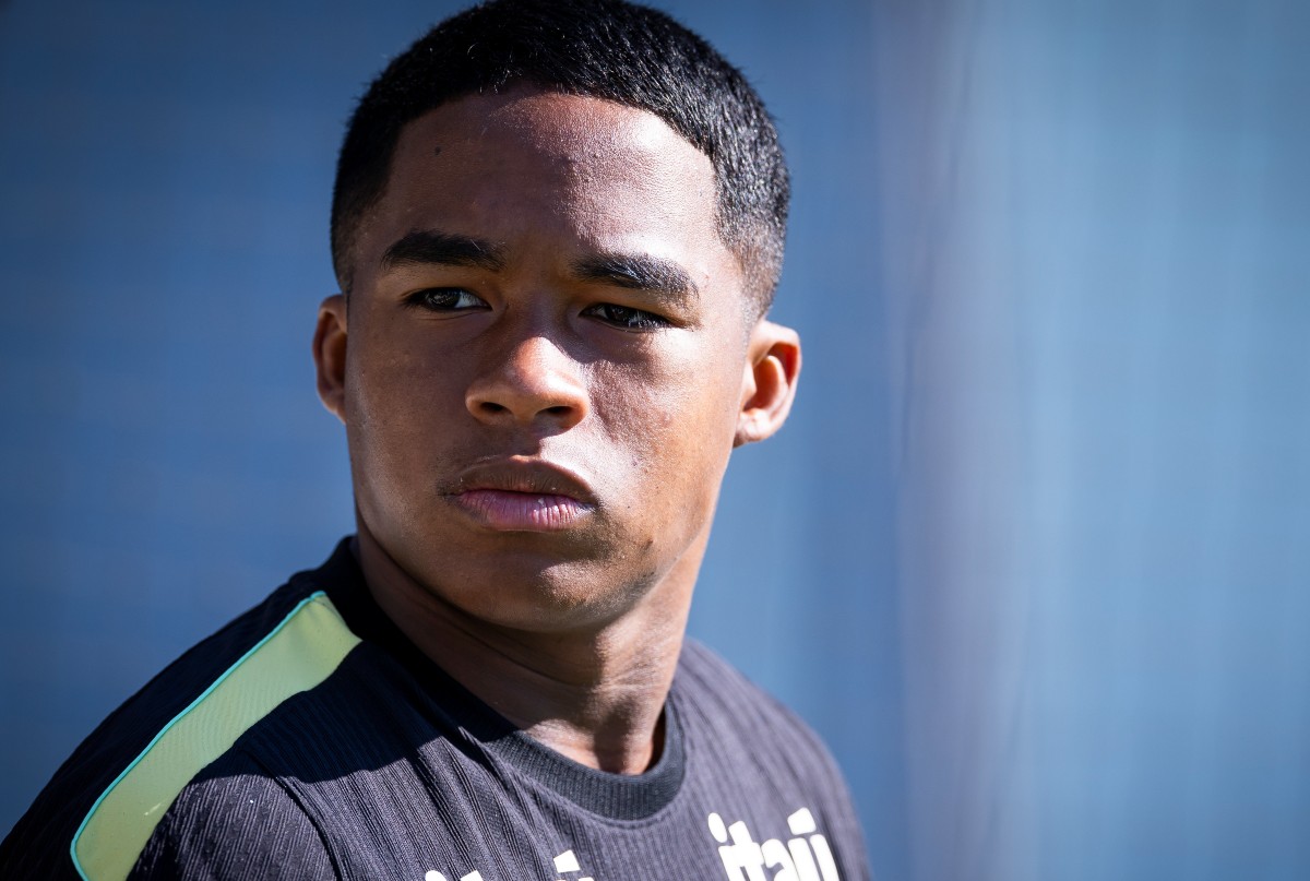 Endrick-in-Brazil-training Exclusive: Arsenal not pursuing Liverpool transfer target as they wait on Julian Alvarez