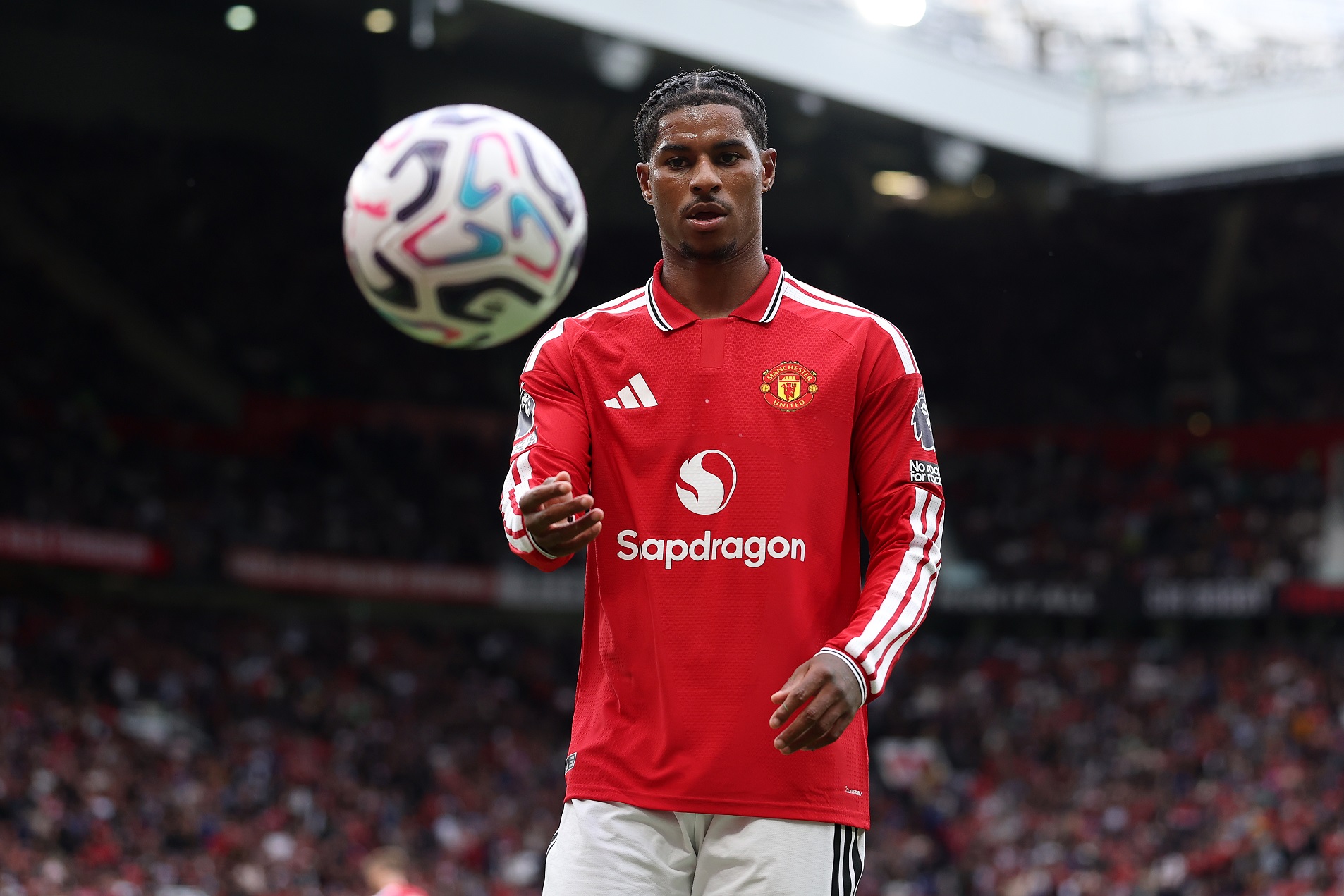 Carrick hails Man United player by calling him a ‘new signing’ after latest performance