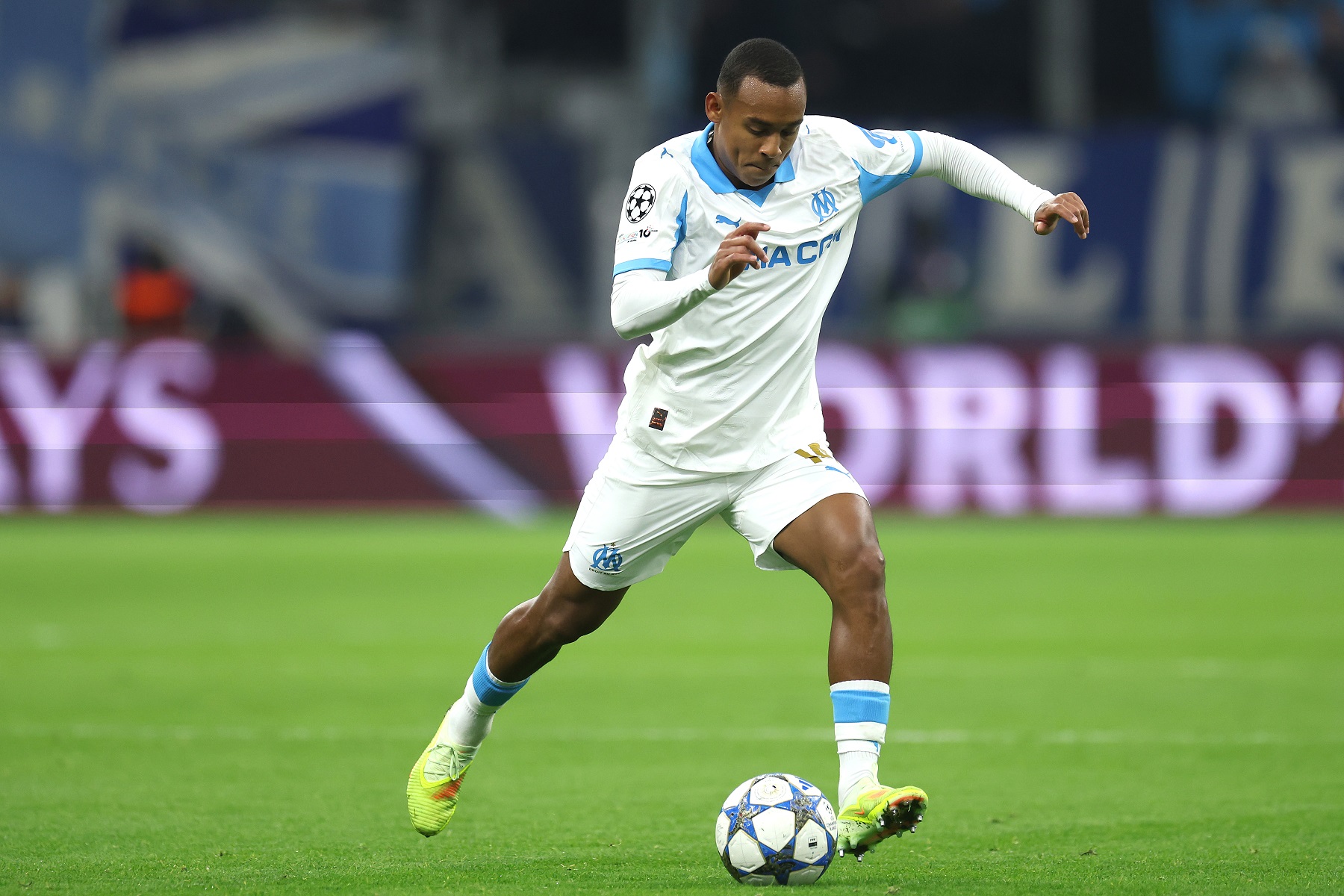 olympique-de-marseille-v-newcastle-united-fc-uefa-champions-league-2025-26-league-phase-md5 Just in: Arsenal make late enquiry to sign winger who had 18 G/A last season