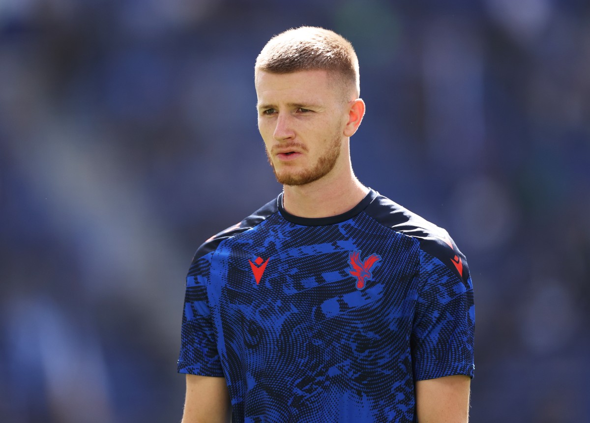 Bids rejected: Chelsea & Man City named as suitors for “outstanding” Premier League star