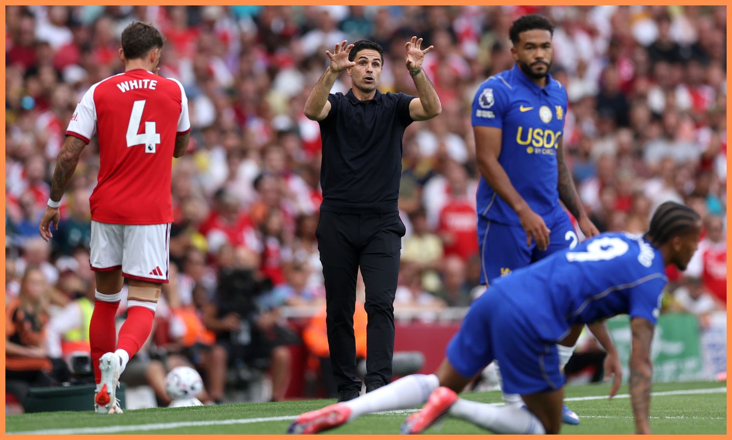 O técnico do Arsenal, Mikel Arteta, durante a vitória contra o Chelsea