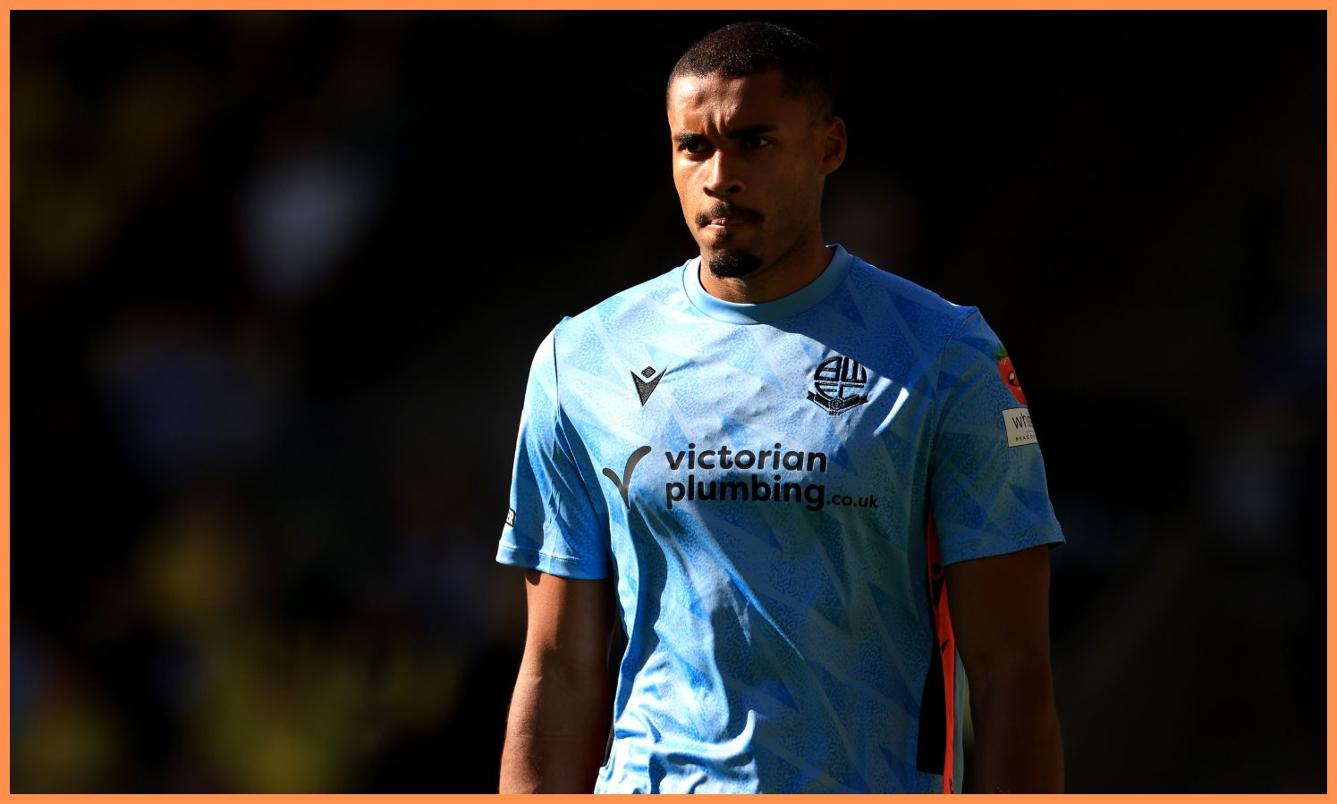 Gavin Basunu em ação pelo Bolton Wanderers