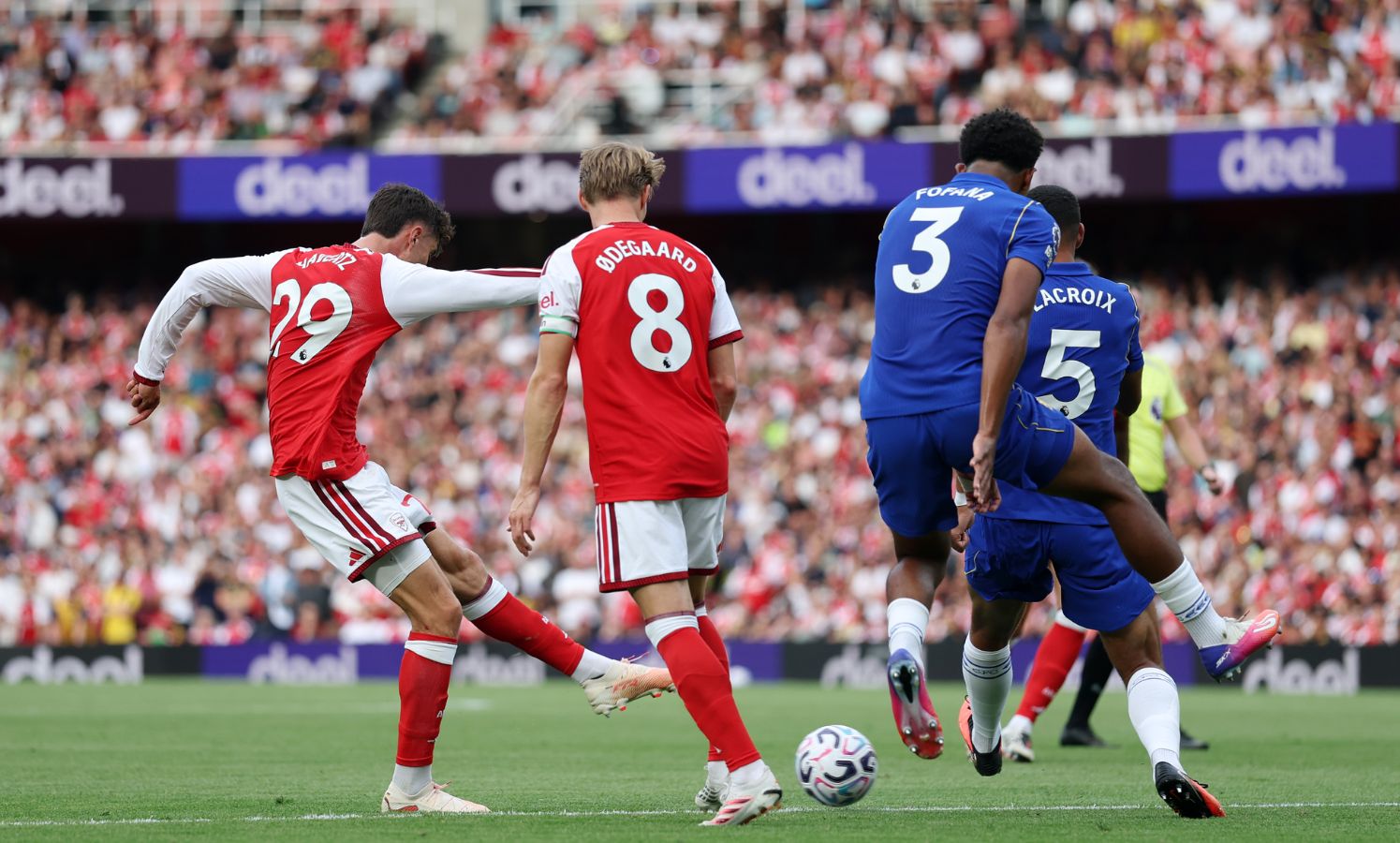 Gary Neville singles out two Arsenal stars as ‘best players’ after comeback vs Chelsea