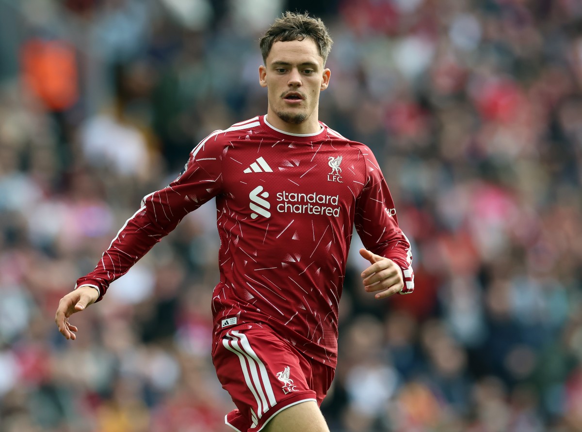 Florian-Wirtz-in-action-for-Liverpool-against-Fulham Club on alert as Liverpool insiders worried about big-money signing
